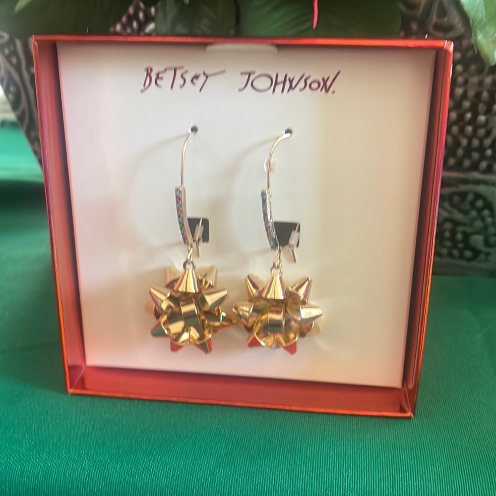 Betsey Johnson Dangling Bow Earrings